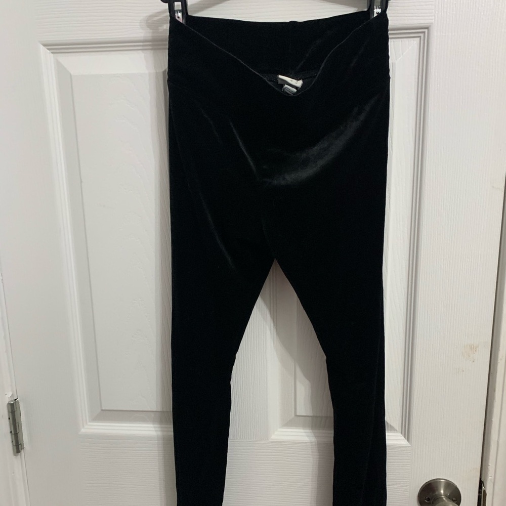 Soft black leggings low waist
